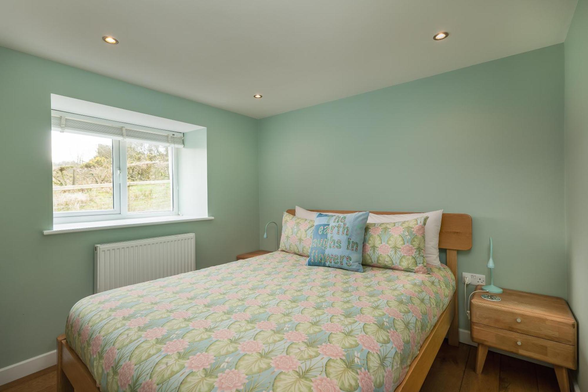 Tranquil 1 Bedroom Cottage 15 Mins Drive To Sea Mydroilin Exterior photo